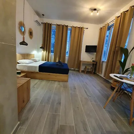 The 9 Project - Centre * Tesalónica