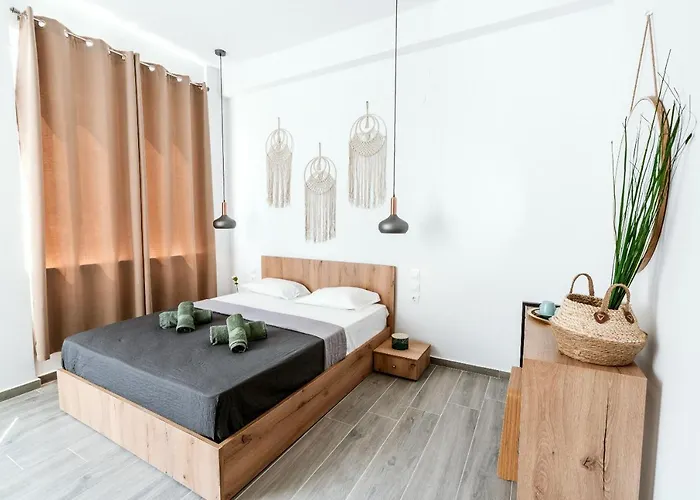 The 9 Project - Centre