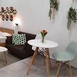 The 9 Project - Centre