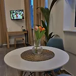 The 9 Project - Centre דירה